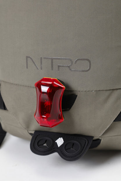 Nitro Rover 14 Snow Backpack-waxed-lizzard