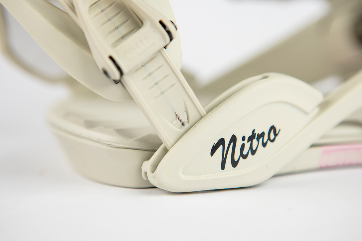 Ivy | Nitro Snowboards